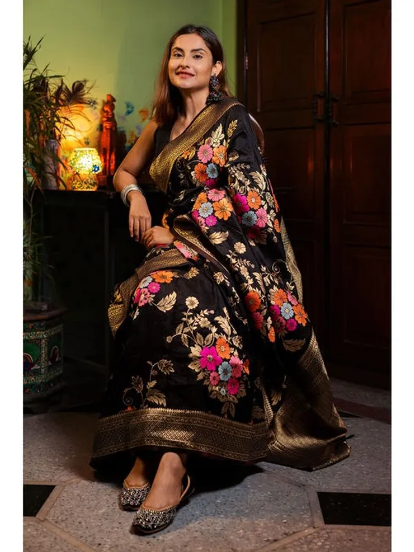 Banarasi_Soft_Silk_BLACK_Premium-Fancy_Saree_With_Blouse_For_Women