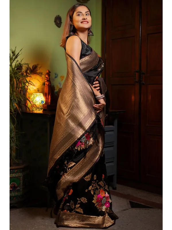 Banarasi_Soft_Silk_BLACK_Premium-Fancy_Saree_With_Blouse_For_Women