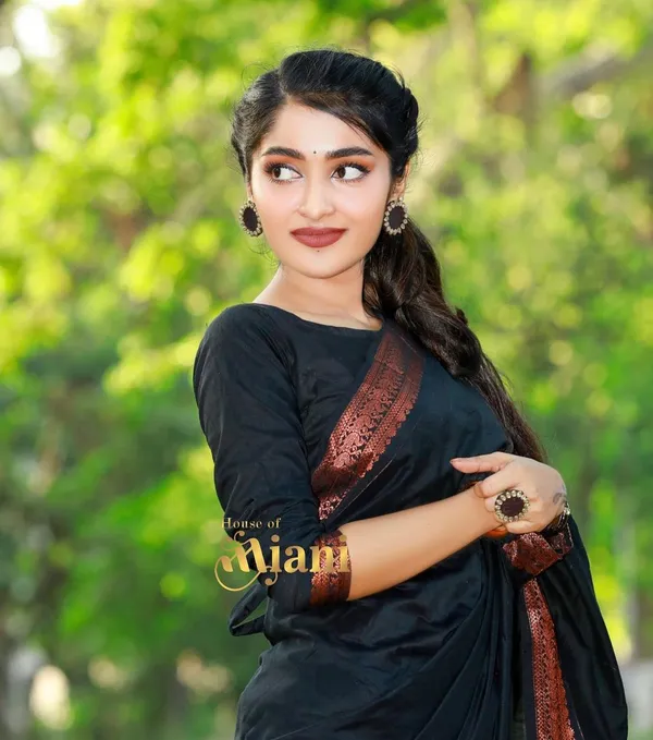 Banarasi_Soft_Silk_BLACK_Premium-Fancy_Saree_With_Blouse_For_Women