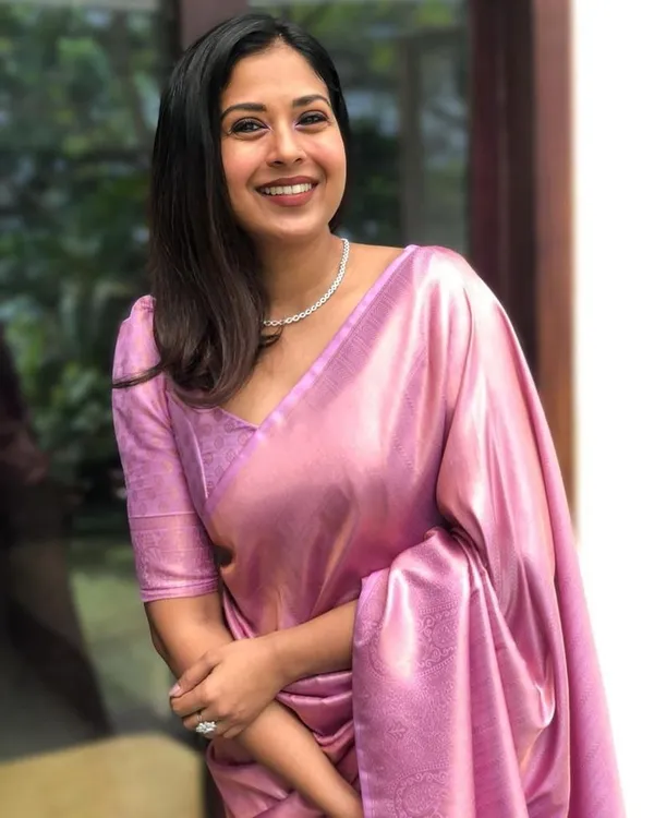 Banarasi_Soft_Silk_PINK_Premium-Fancy_Saree_With_Blouse_For_Women