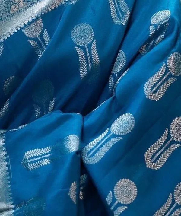 Banarasi_Soft_Silk_RAMA_Premium-Fancy_Saree_With_Blouse_For_Women
