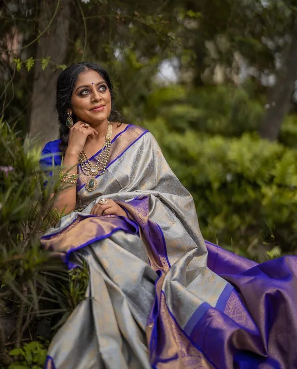 Banarasi_Soft_Silk_GREY-WINE_Premium-Fancy_Saree_With_Blouse_For_Women
