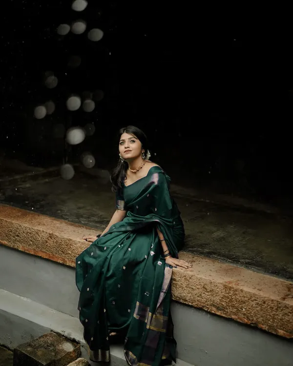 Pure_Soft_Cotton_GREEN_Premium-Fancy_Saree_With_Blouse_For_Women
