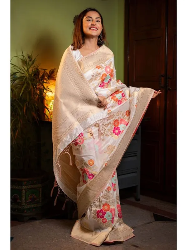 Banarasi_Soft_Silk_WHITE_Premium-Fancy_Saree_With_Blouse_For_Women