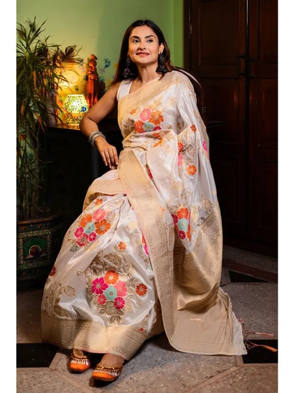 Banarasi_Soft_Silk_WHITE_Premium-Fancy_Saree_With_Blouse_For_Women