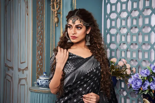 Banarasi_Soft_Silk_BLACK_Premium-Fancy_Saree_With_Blouse_For_Women