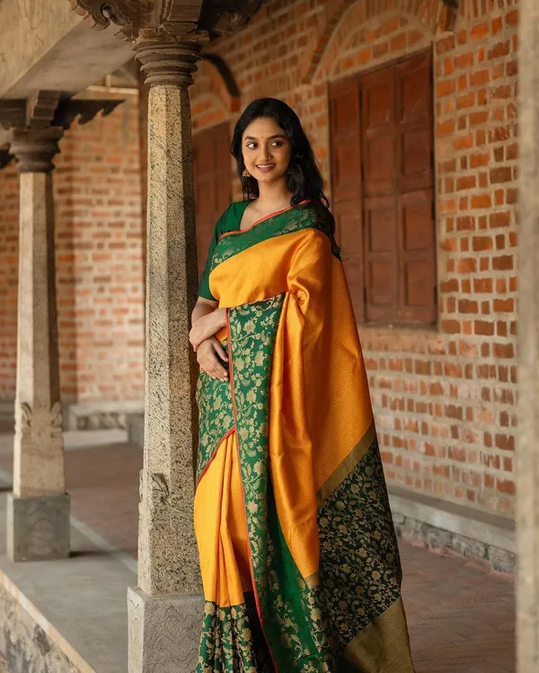 Banarasi_Soft_Silk_YELLOW-BOTTLE-GREEN_Premium-Fancy_Saree_With_Blouse_For_Women