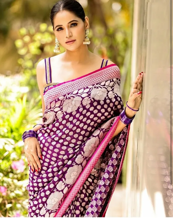 Banarasi_Soft_Silk_WINE-GAJARI_Premium-Fancy_Saree_With_Blouse_For_Women