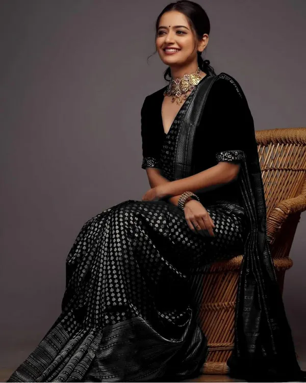 Banarasi_Soft_Silk_BLACK_Premium-Fancy_Saree_With_Blouse_For_Women