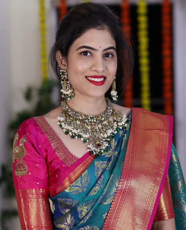 Banarasi_Soft_Silk_MORPINCH-RANI_Premium-Fancy_Saree_With_Blouse_For_Women