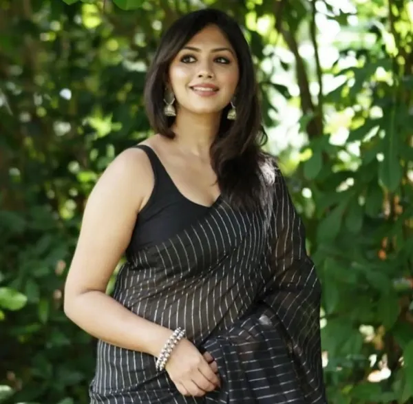 Banarasi_Soft_Silk_BLACK_Premium-Fancy_Saree_With_Blouse_For_Women