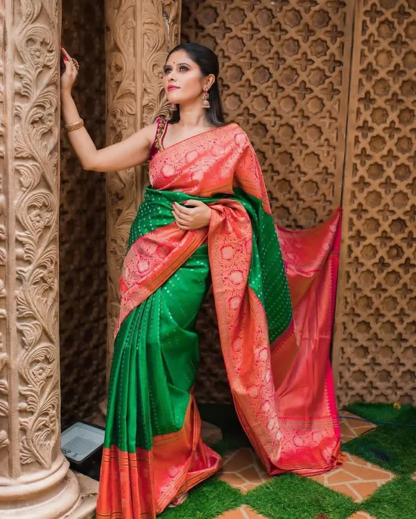 Banarasi_Soft_Silk_GREEN_Premium-Fancy_Saree_With_Blouse_For_Women