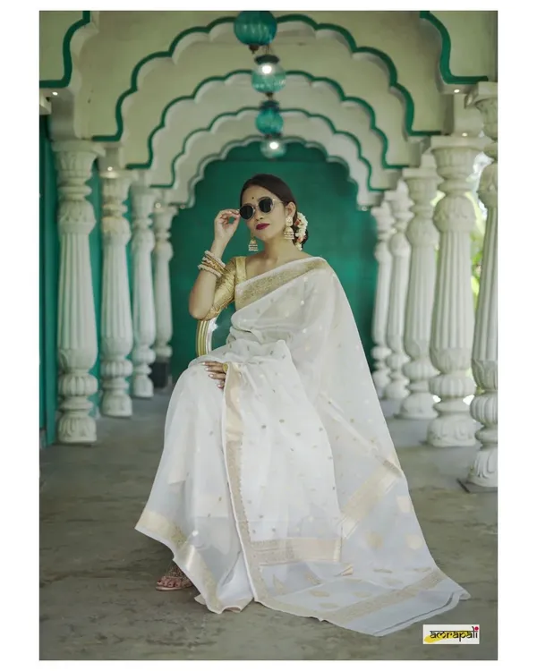 Pure_Soft_Cotton_WHITE_Premium-Fancy_Saree_With_Blouse_For_Women