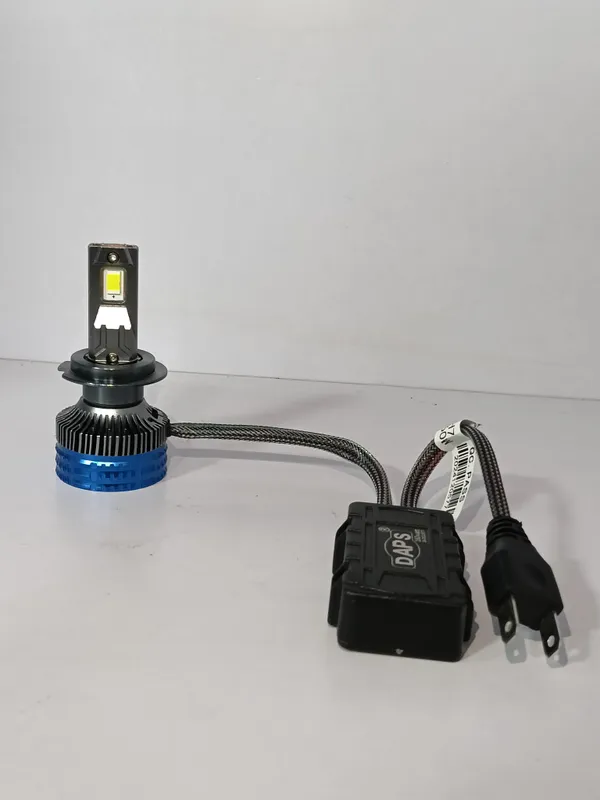 Black_Premium_Headlights_Led_160W_H7