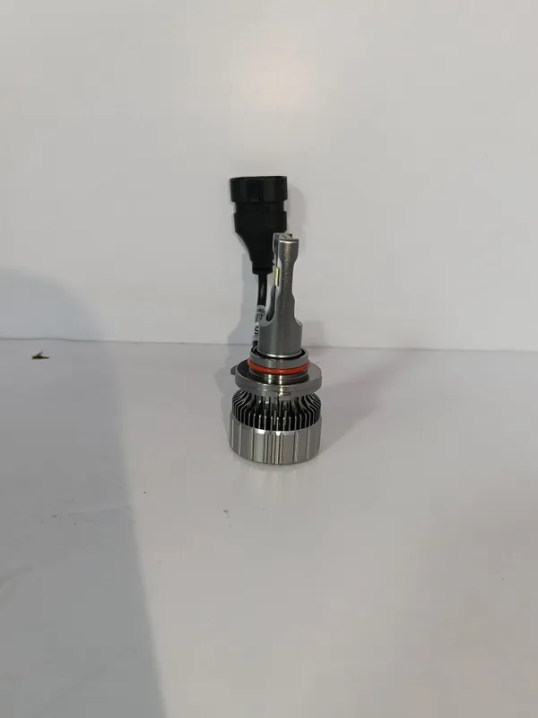 Black_Premium_Improved_Road_Visibility_Led_75W_9005