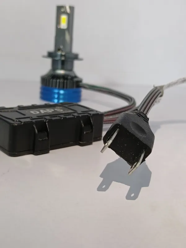 Black_Premium_Long_Lasting_Performance_Led_Headlight_Bulb_160W_H4