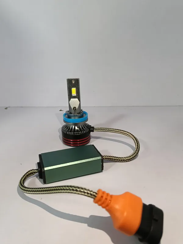 Black_Premium_Headlamps_Led_148W_H8