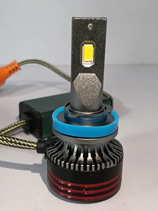 Black_Premium_Headlamps_Led_148W_H8