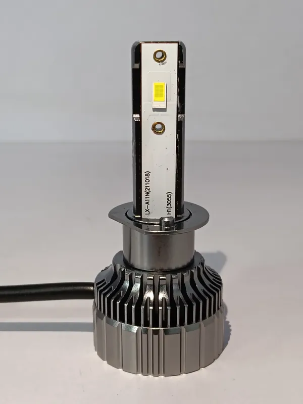 Black_Premium_High-Brightness_Led_75W_H1