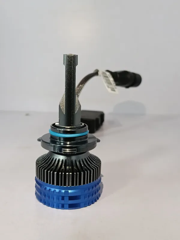 Black_Premium_Headlights_Led_160W_9005