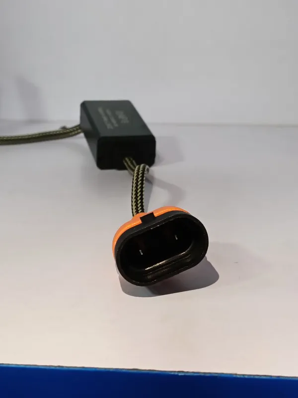 Black_Premium_Brightness_And_Wider_Beam_Spread_For_Night_Driving_Led_148W_9005