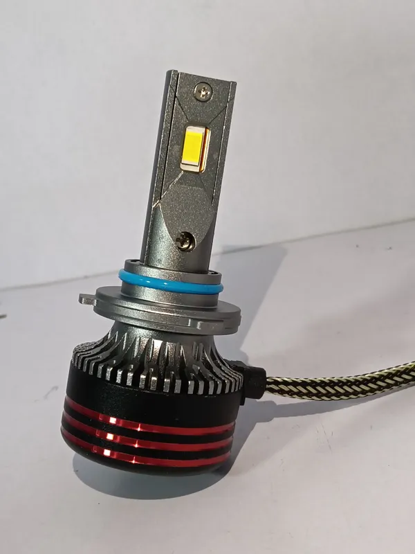 Black_Premium_Brightness_And_Wider_Beam_Spread_For_Night_Driving_Led_148W_9005