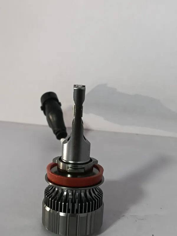 Black_Premium_Long_Lifespan,_And_Efficient_Heat_Dissipation_Led_Headlight_Bulb_75W_H8