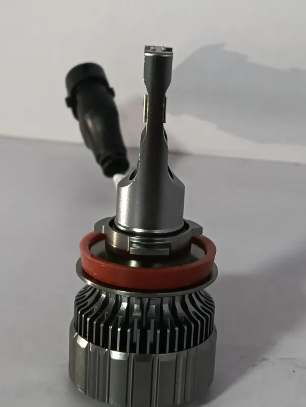 Black_Premium_Long_Lifespan,_And_Efficient_Heat_Dissipation_Led_Headlight_Bulb_75W_H8