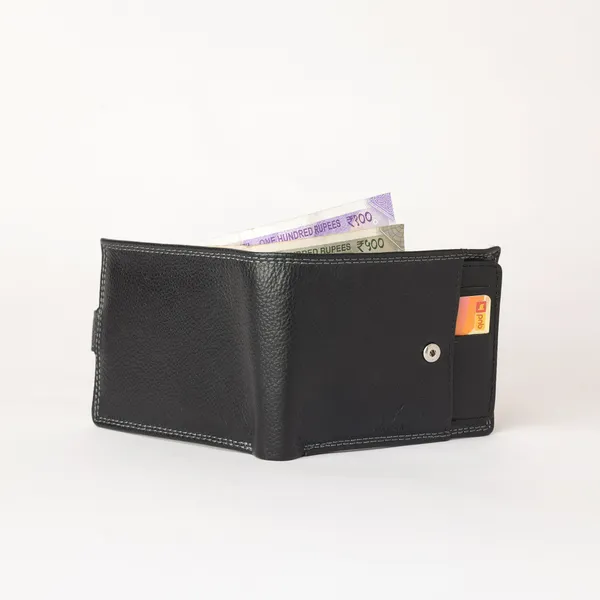 Black_Casual_Trendy_Genuine_Leather_With_8_Card_Slots_For_Men_&_Women