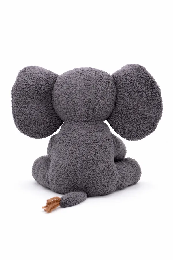 Baby_elephant
