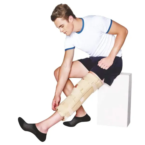 Universal_Knee_Immobilizer_For_One_Size_Knee_Support_Pc_0723