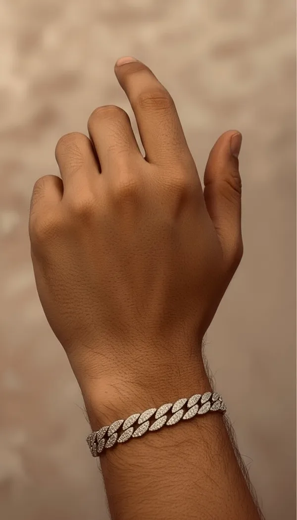 Sterling_Silver_And_Glass_King_Pin_Bracelet_For_Men