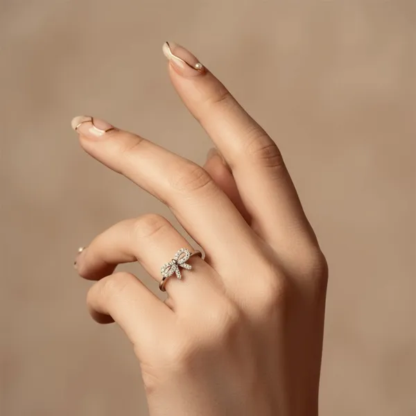 Sterling_Silver_Luxebow_Ring_For_Women