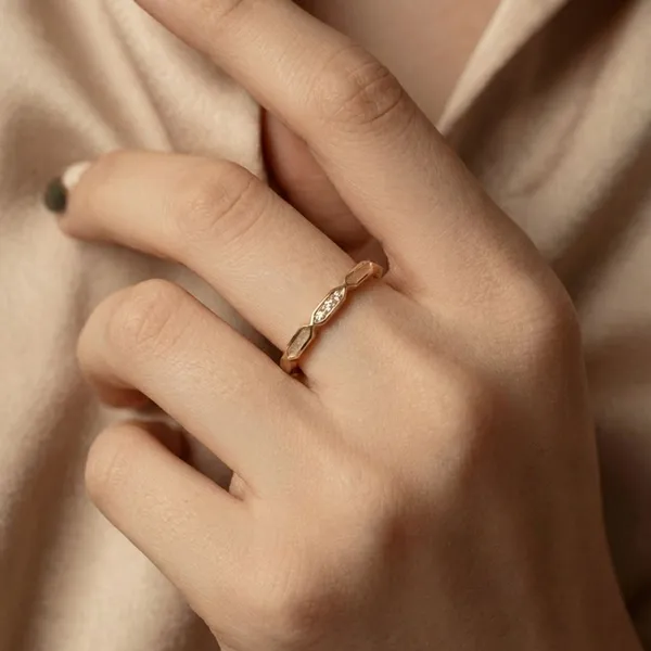 Rose_Gold_Plated_Alloy_Petite_Twisted_Band_Ring_For_Women