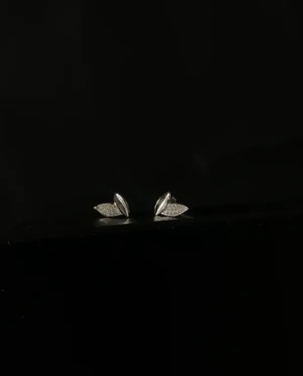 Silver_Alloy_With_Crystal_Stone_Lil_Top_Stud_Earrings_For_Women