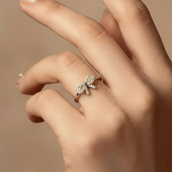 Sterling_Silver_Luxebow_Ring_For_Women