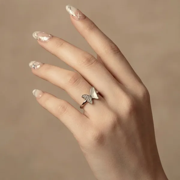 Sterling_Silver_Lefina_Ring_For_Women