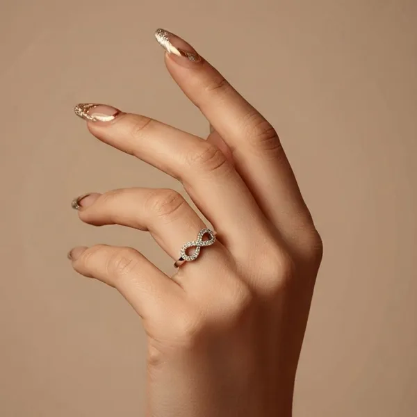 Sterling_Silver_Lustra_Infinity_Ring_For_Women