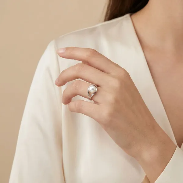 Sterling_Silver_Pearl_Ring_For_Women