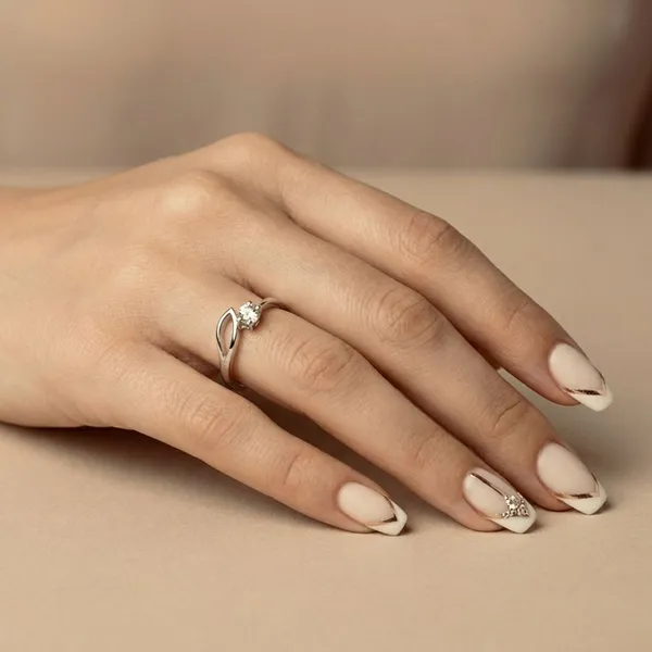 Sterling_Silver_Vylara_Ring_For_Women