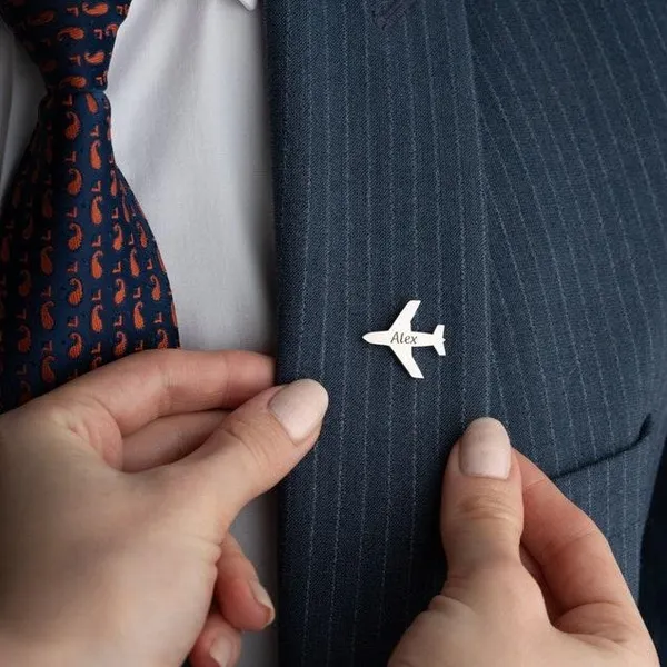 Gold_Name_Airplane_Brooch_Pin