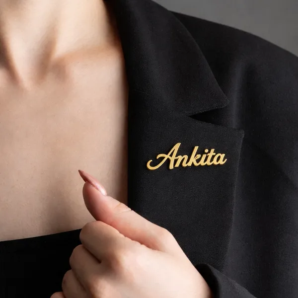 Gold_Name_Brooch