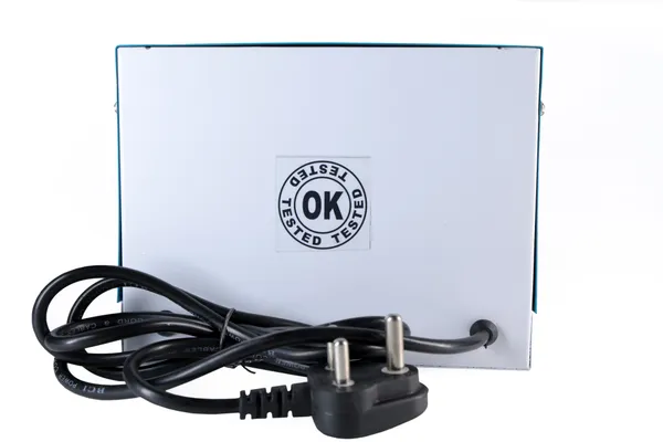 Set_12V_8A_Digital_Battery_Charger_(Auto_Cut)_for_4Ah_to_120Ah_Batteries_|_Suitable_for_Bike,_Car,_Tractor_&_Solar_Zatka_Machine_Batteries