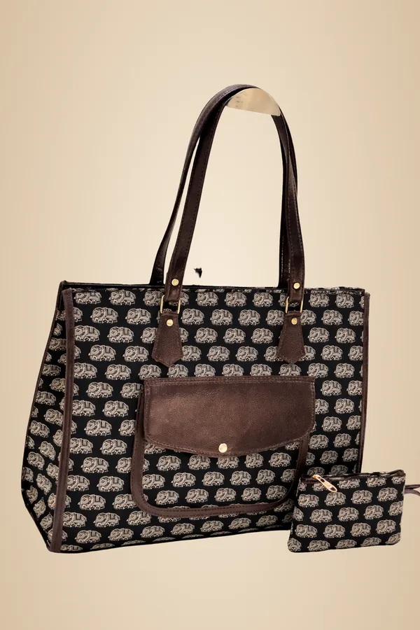 Black_With_Beige_Elephant_Print_Tote_Bag_With_Pouch_For_Women
