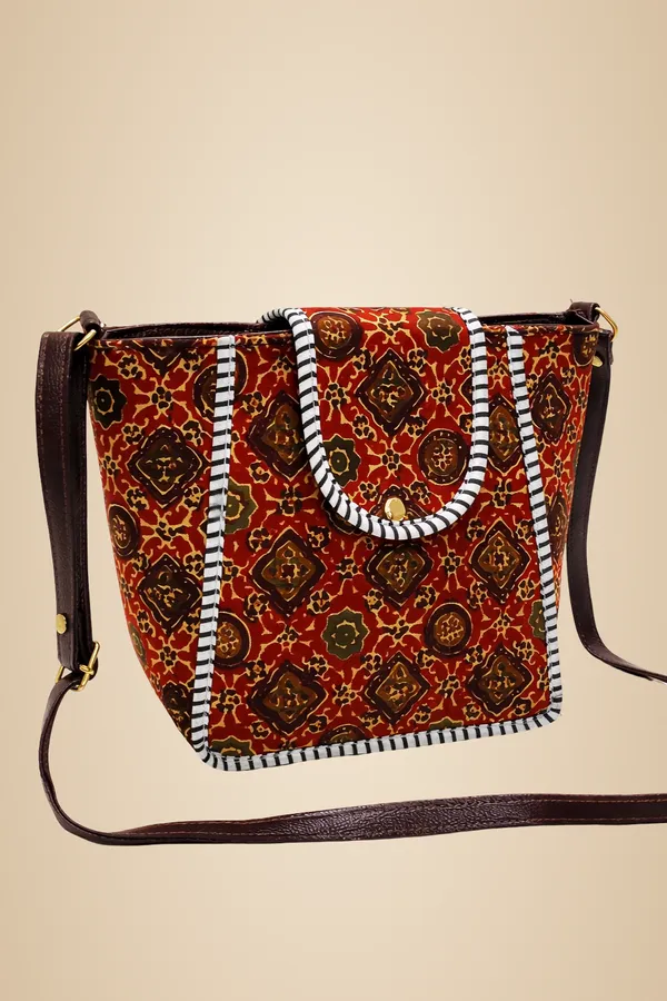 Rust_Red_With_Dark_Brown_And_Black-White_Contrast_Detailing_Tote_Bag_For_Women