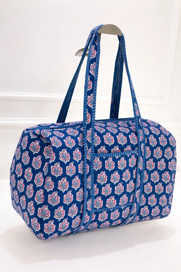 Navy_Blue_With_Pink_And_White_Leaf_Print_Duffle_Bag_For_Women