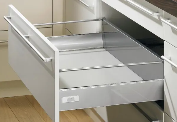 Tandem_Box_Drawer_Channel_(Single_Gallery_-_6")_For_Modular_Kitchen