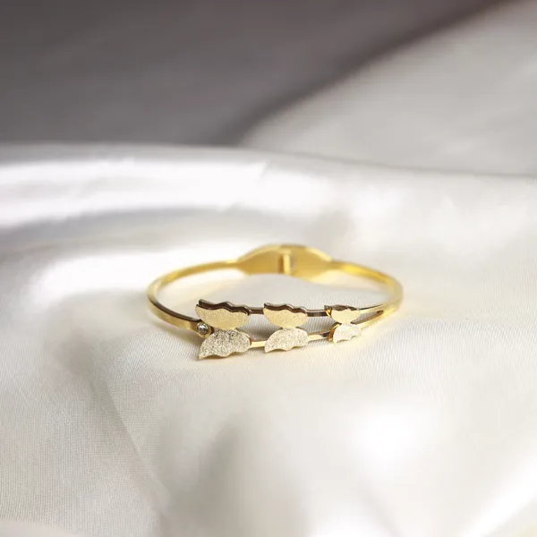 Golden_Stainless_Steel_Butterfly_Cuff_Bracelet_For_Women