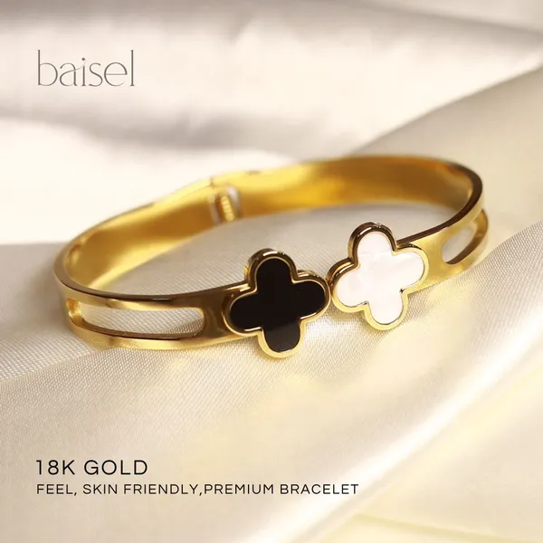 Golden_Stainless_Steel_Clover_Charm_Duo_Bracelet_For_Women