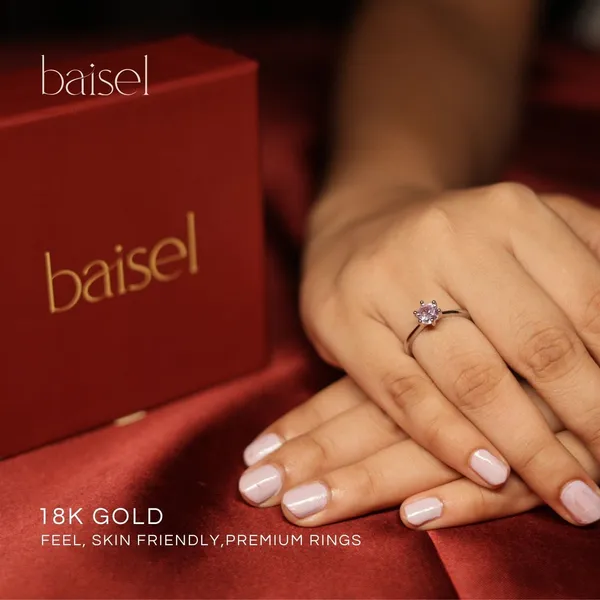 Golden_Stainless_Steel_Tara_Solitaire_Ring_For_Women